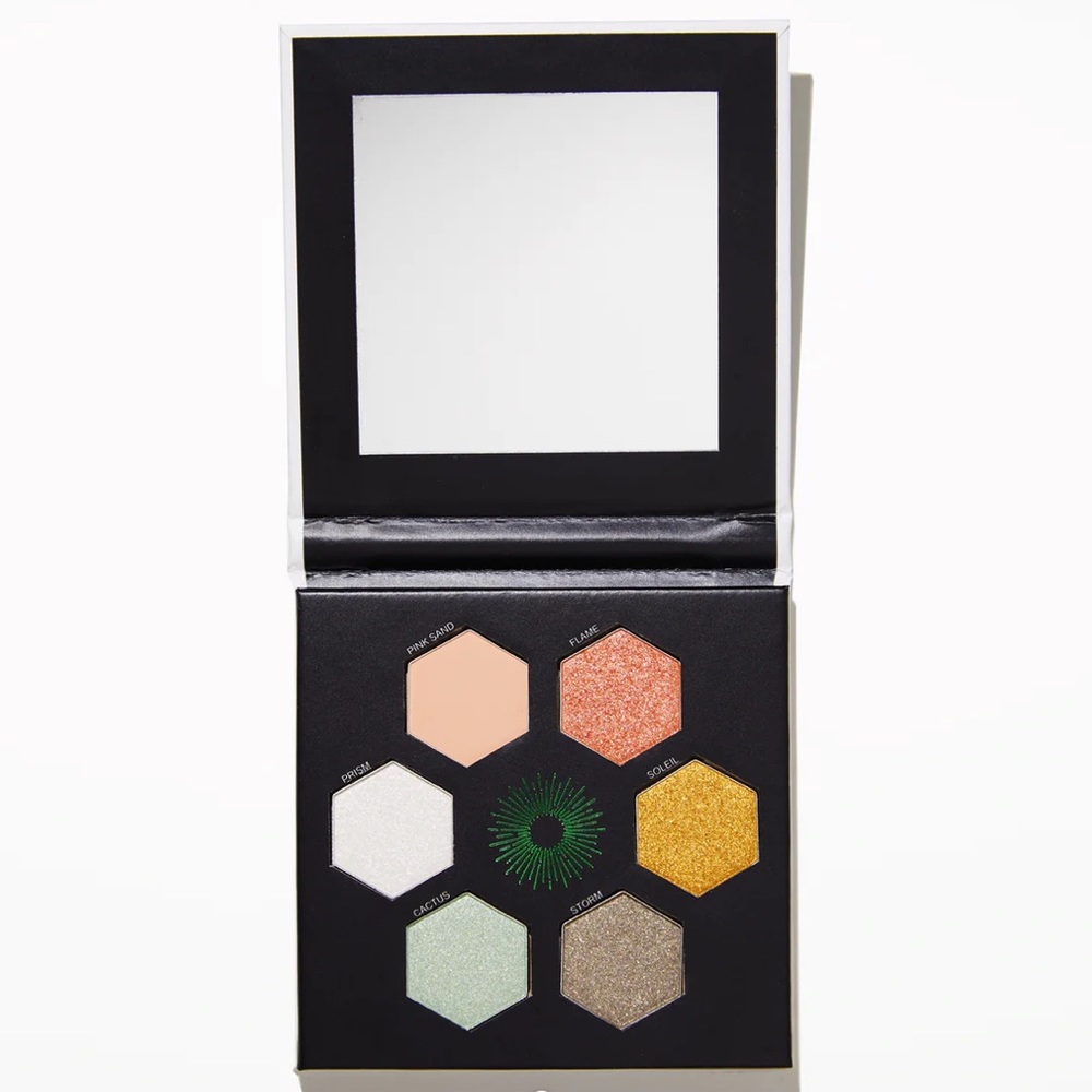 NWT THE OASIS PALETTE